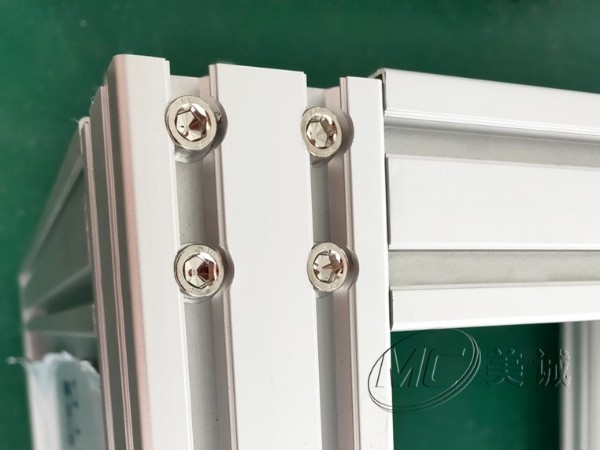 工業鋁型材能應用在哪些行業哪些產品上？